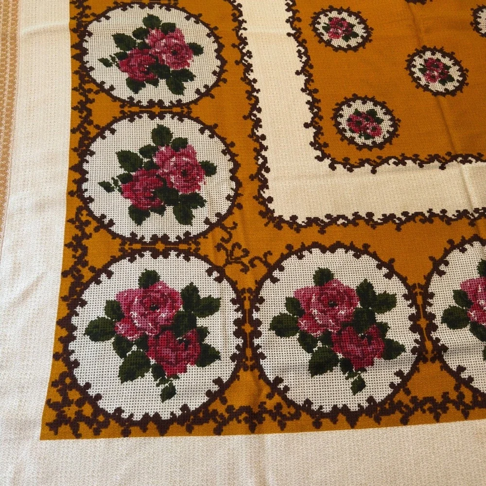 Vtg 70's Confstyl Viscose Tablecloth Mustard Yellow Rose Floral Medallion 53x69